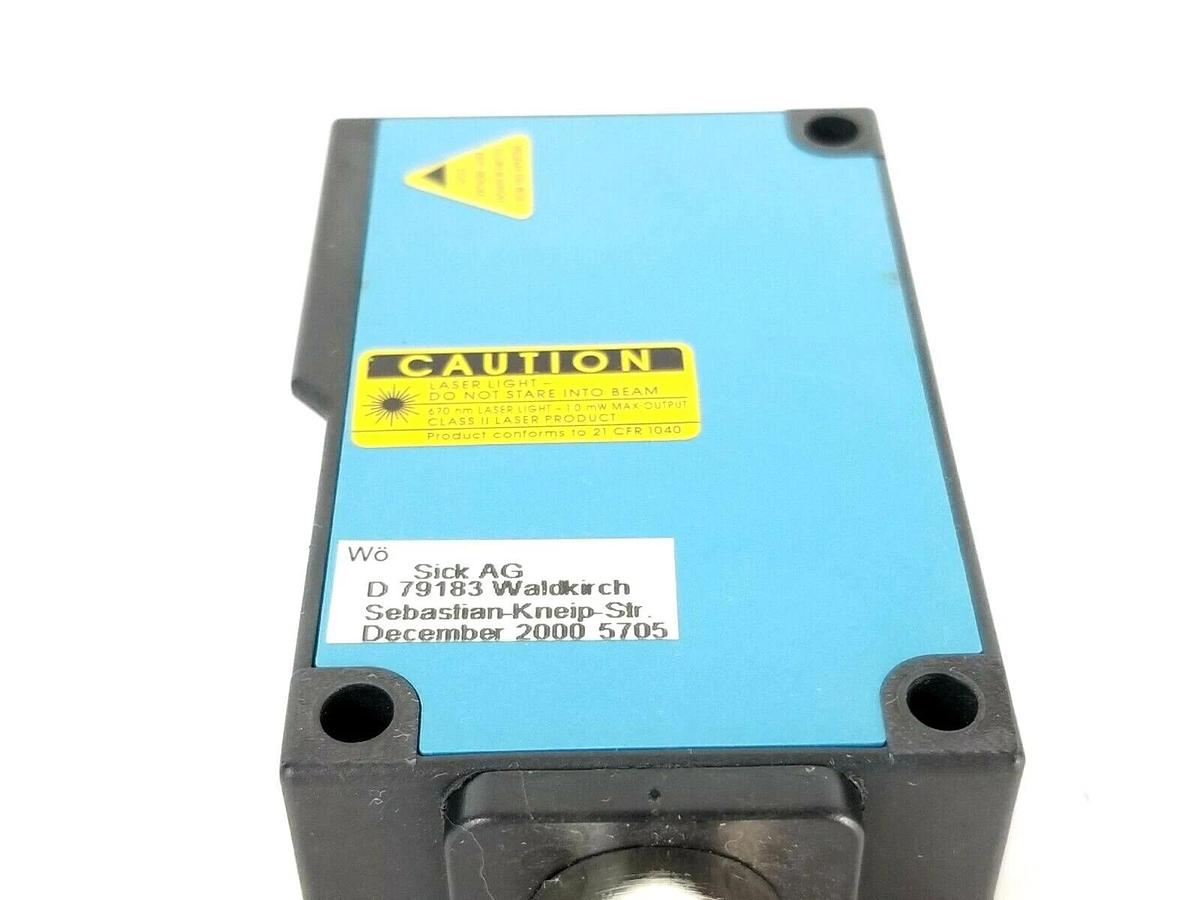 Used SICK WT27L-2S830A PHOTOELECTRIC PROXIMITY SENSOR WT 27 L-2 1016359 WT27L2S830A