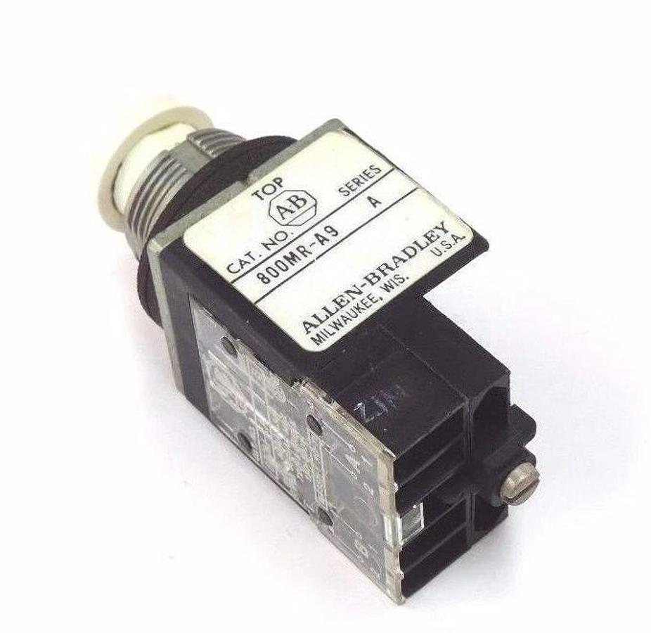 Used ALLEN BRADLEY 800MR-A9 PUSHBUTTON 800MRA9 SER. A WHITE, W/ 800M-XA SER. B BLOCK