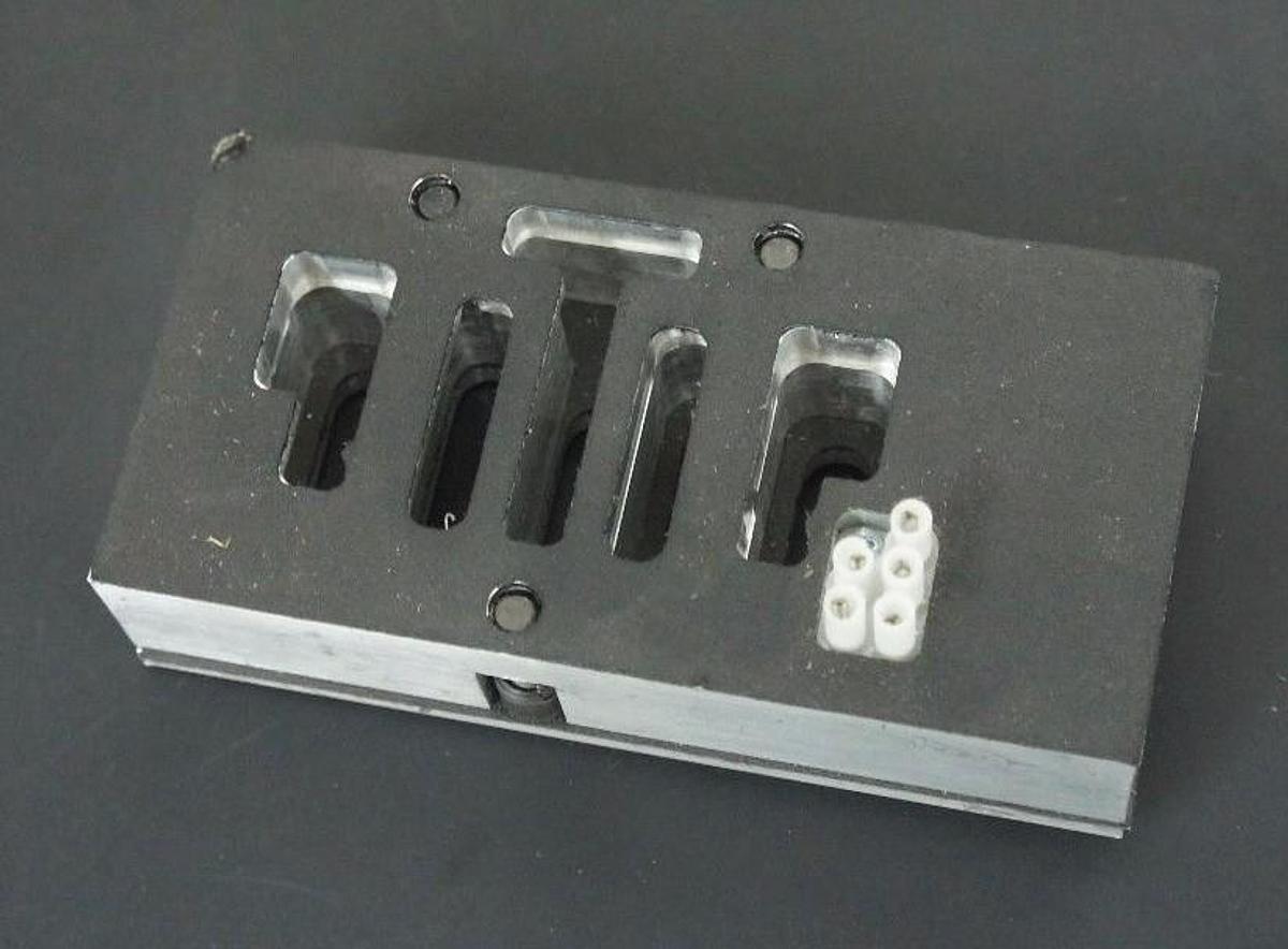 Used NEW ADAP-U-TEK NU55ISO3-2 ALUMINUM MANIFOLD NU55ISO32
