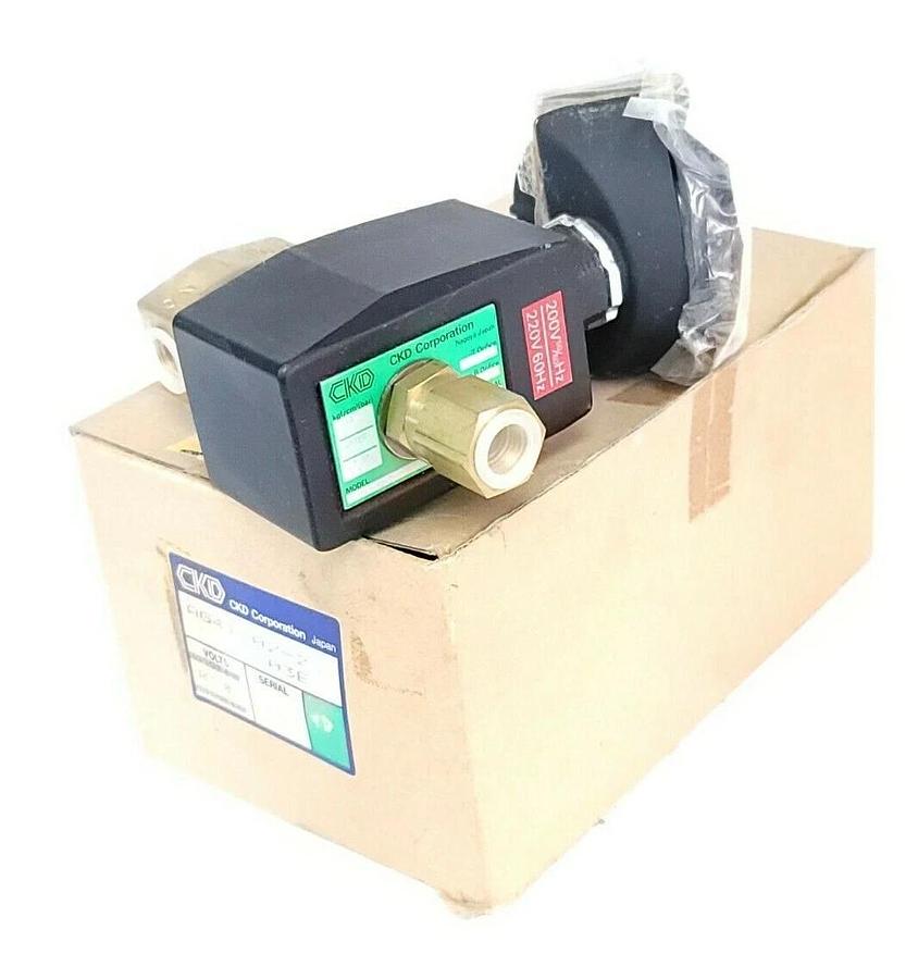 Used NIB CKD AG41-02-2-03E SOLENOID VALVE AC200V AG4102203E