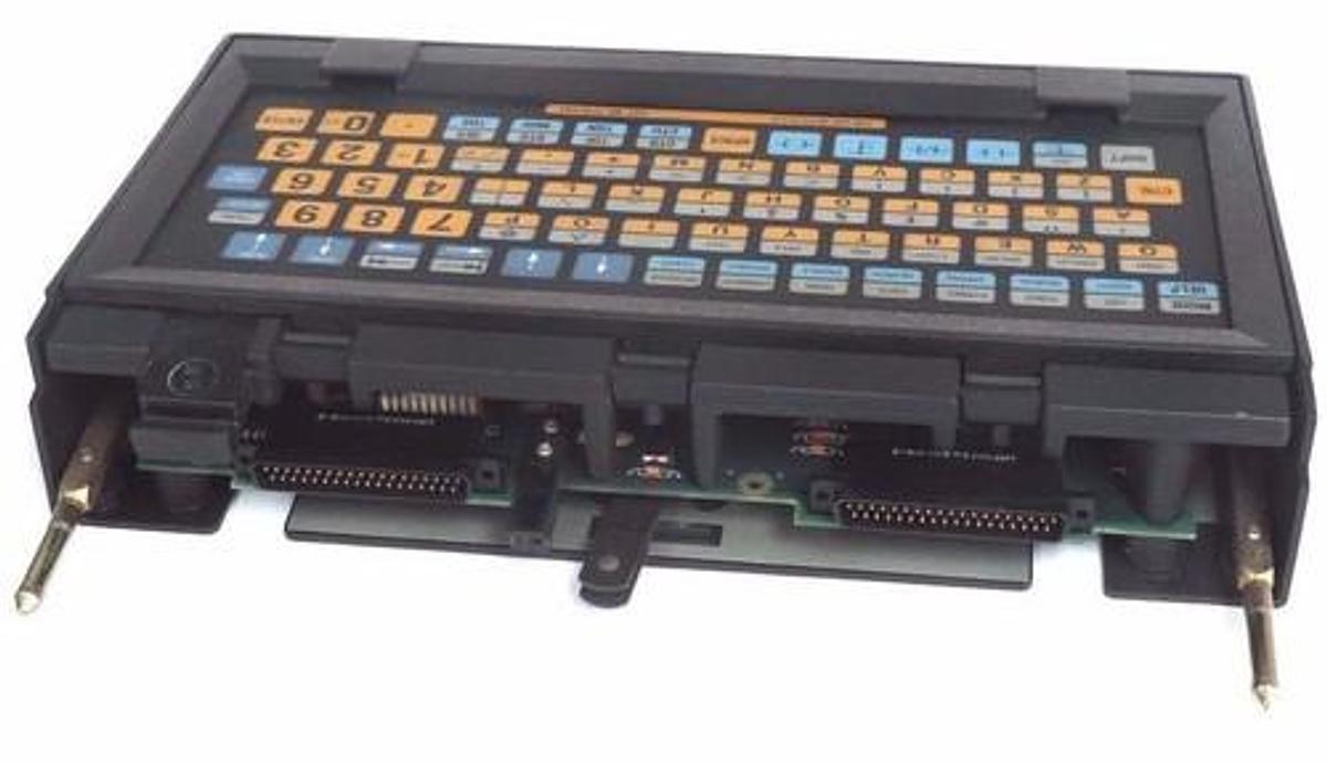 Used ALLEN BRADLEY 1770-FE PLC-3 KEYBOARD MODULE P/N 966270-02 F/W REV G SER A 1770FE