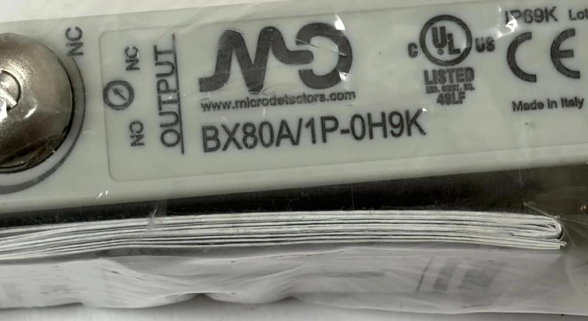 Used Micro Detectors BX80A/1P-0H9K High Resolution Area Sensor Receiver New Sealed