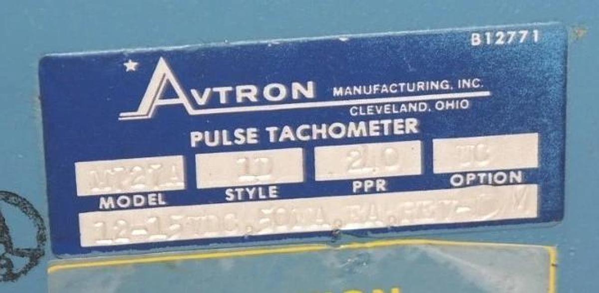 Used AVTRON M727A-1D-240-UC PULSE TACHOMETER M727A1D240UC