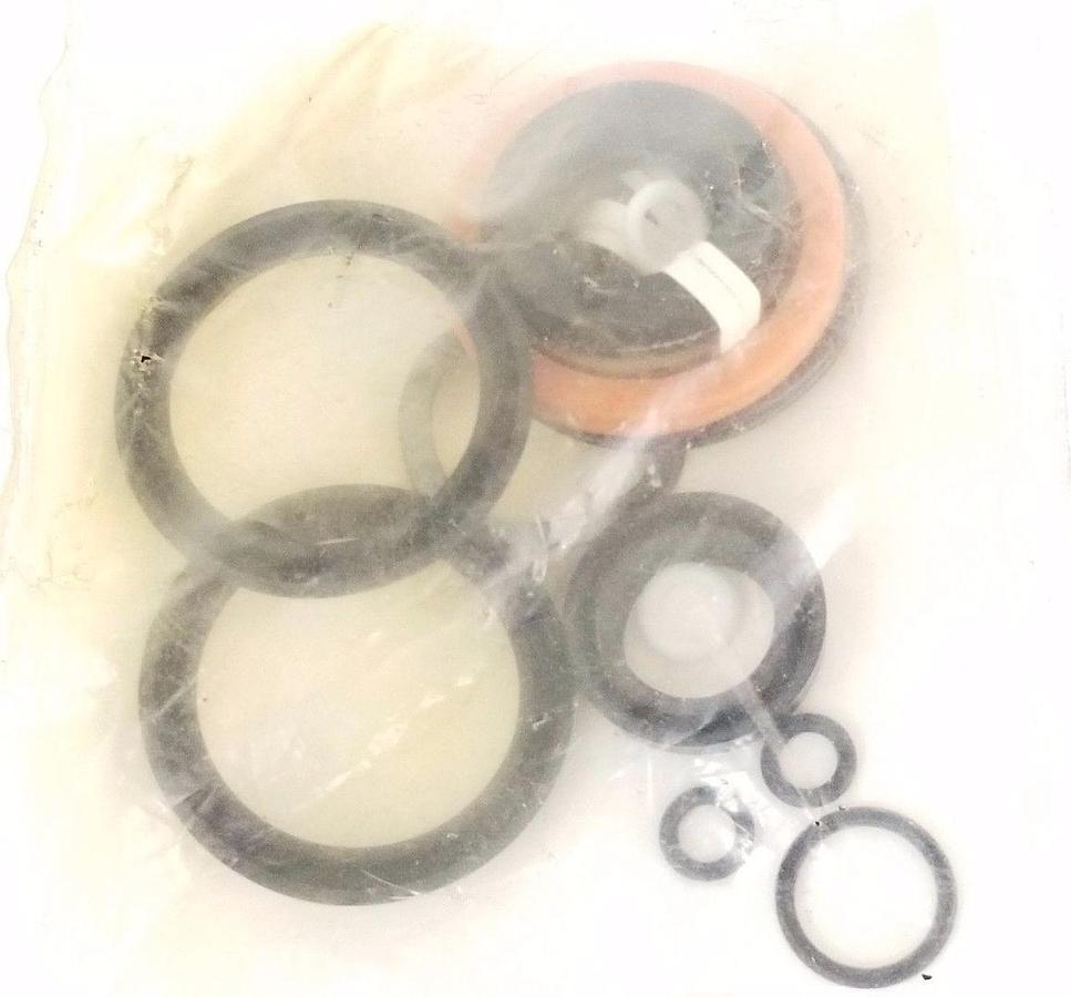 Used NEW MILWAUKEE 00051-7-40 SERVICE KIT 00051740