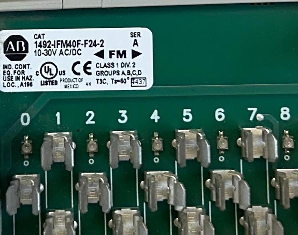 Used ALLEN BRADLEY 1492-IFM40F-F24-2 /A 40-PT FUSIBLE INTERFACE MODULE W/ LEDS NSNP