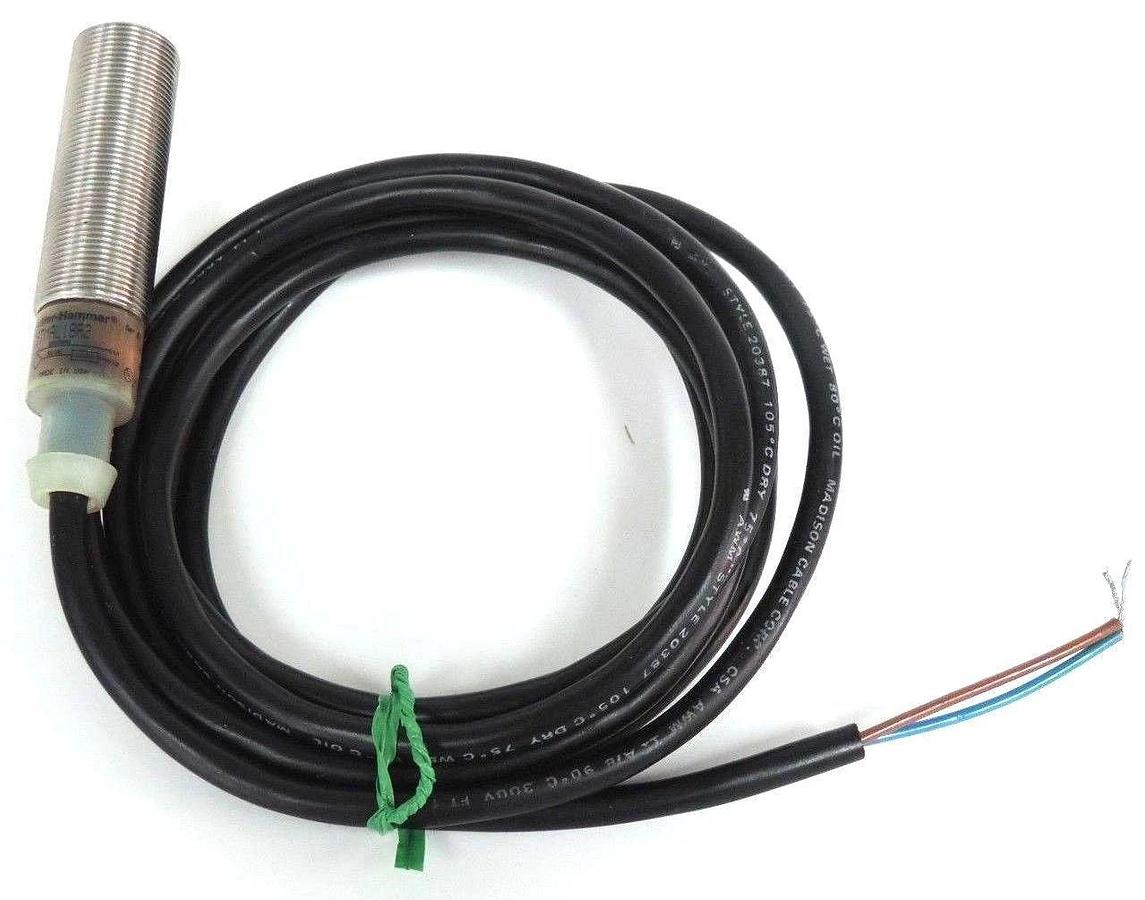 NEW EATON CUTLER HAMMER E57MAL18A2 TUBULAR INDUCTIVE PROXIMITY SENSOR SERIES E1