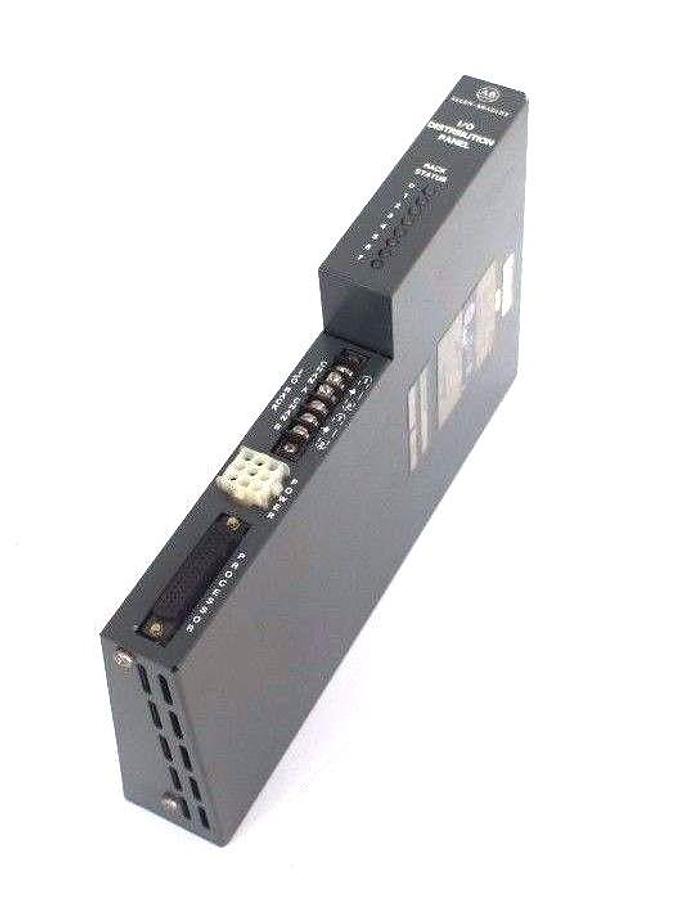 Used ALLEN BRADLEY 1772-SD2 REMOTE I/O SCANNER DISTRIBUTION PANEL SER. A, F/W REV: 4