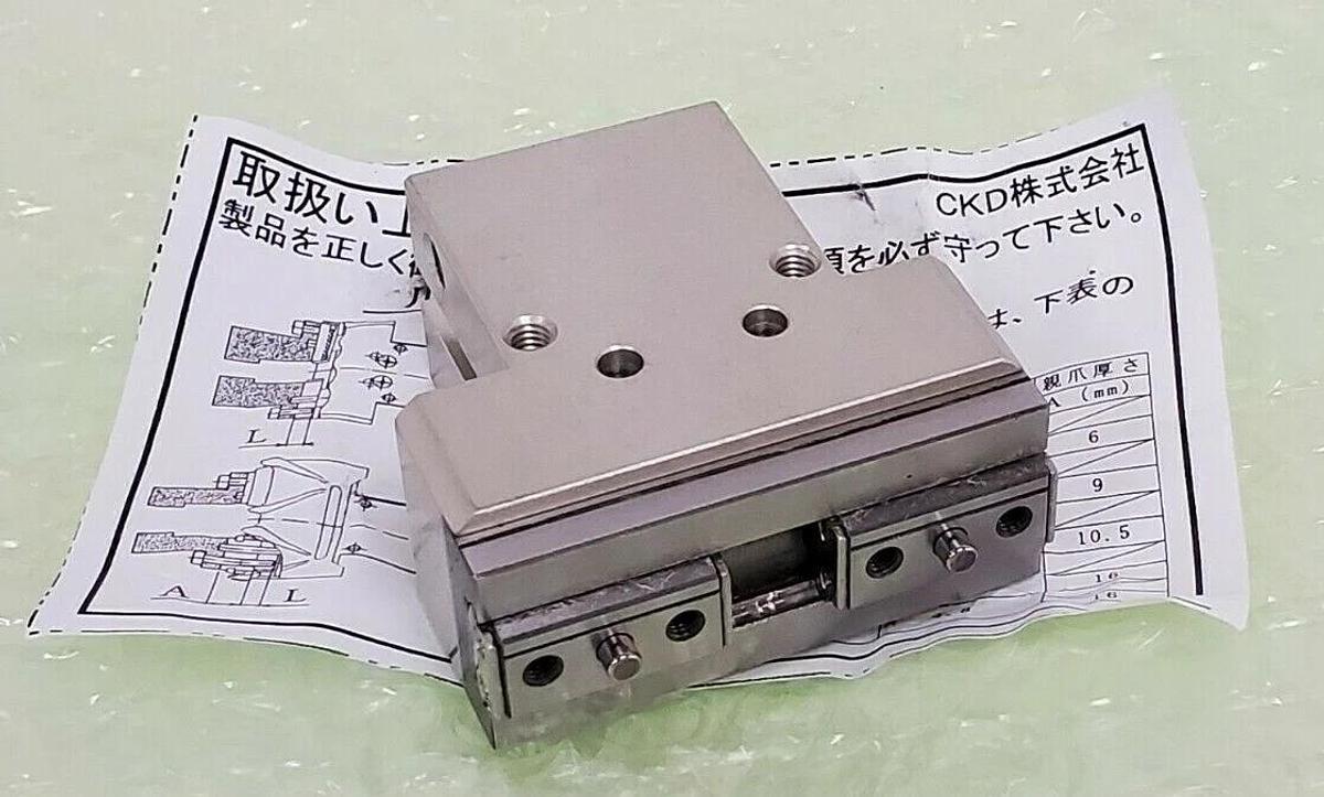 Used NEW CKD LHA-03CS PNEUMATIC GRIPPER SINGLE/DOUBLE ACTING LHA03CS
