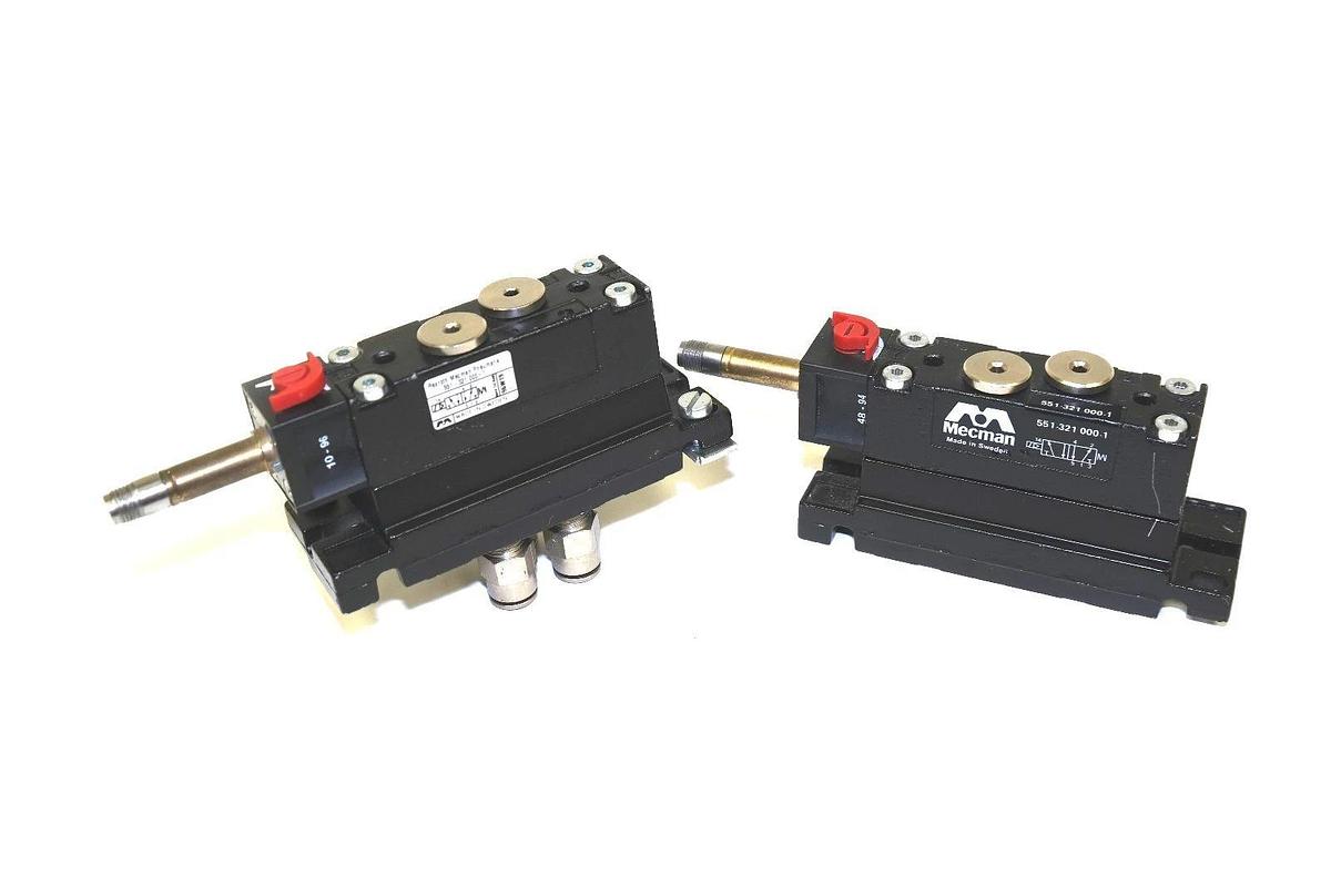 Used LOT OF 2 REXROTH MECMAN PNEUMATIK 551-321 000-1 VALVE 5/2 R1/8'' 551321 0001