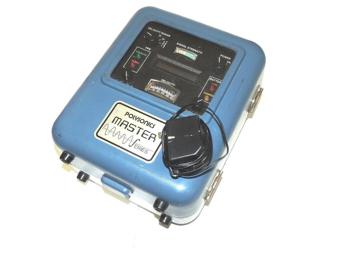 Used POLYSONICS MASTER SERIES MST-P ULTRASONIC DIGITAL FLOWMETER 24VDC MSTP
