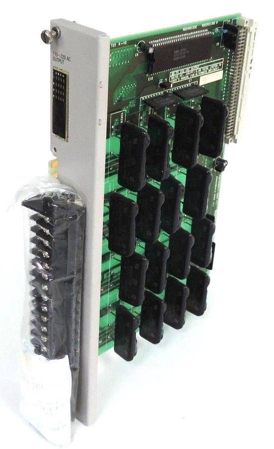 Used NEW SIEMENS 505-4816 MODULE DIGITAL OUTPUT 110-220V-AC, 2586270-0002