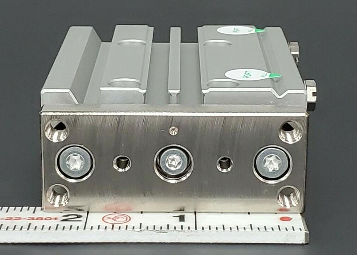Used NEW CKD STGB-1640 CYLINDER STGB1640 W/ TWO T2YH REED SWITCHES