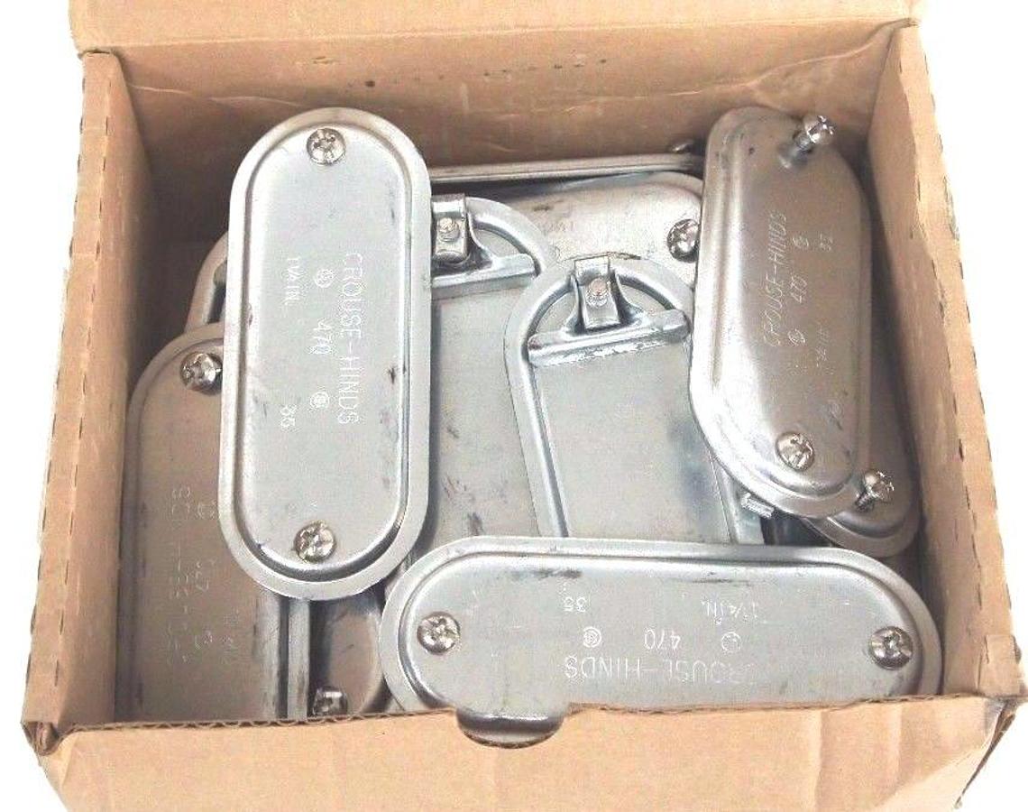 Used BOX OF 25 NEW COOPER CROUSE HINDS 470 OBROUND COVERS FOR FORM 7 BODY 1-1/4"