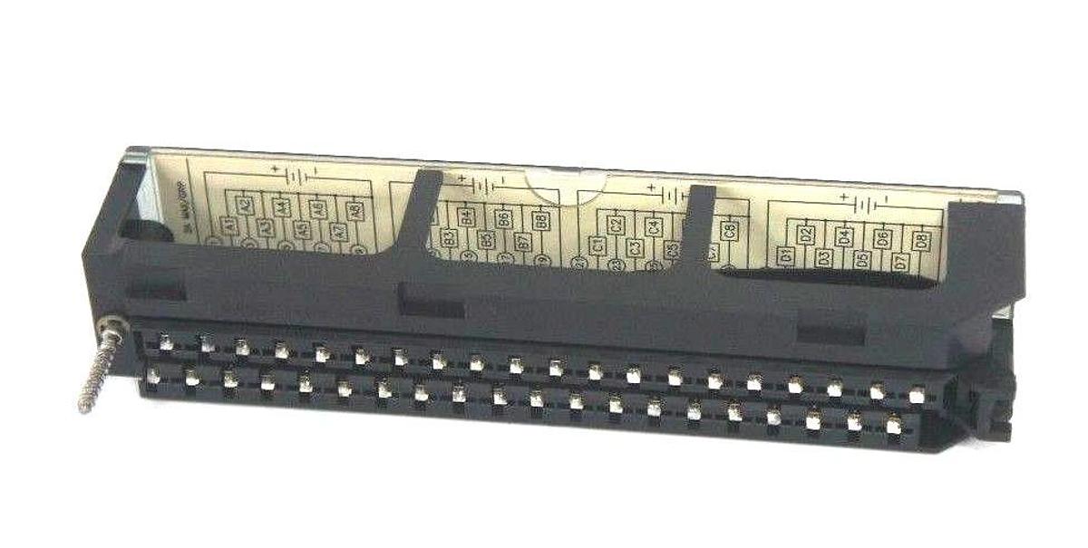 Used GE FANUC 44C715459-001R01 PLC CONNECTOR HOUSING ASSEMBLY