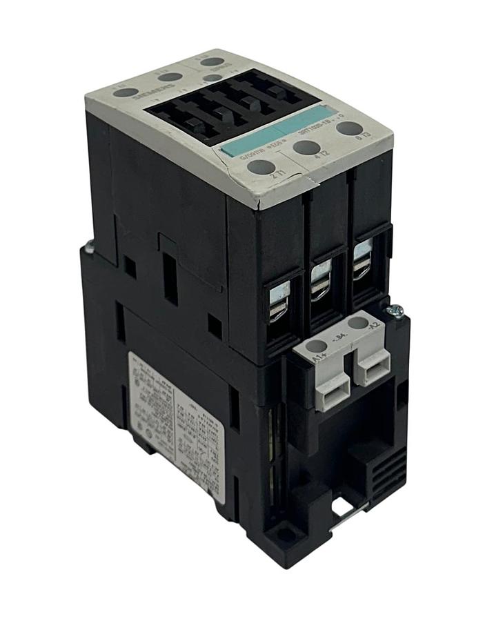 Used SIEMENS 3RT1035-1BB40 / 3RT10351BB40 SIRIUS CONTACTOR 230-690V 50/60Hz USNP