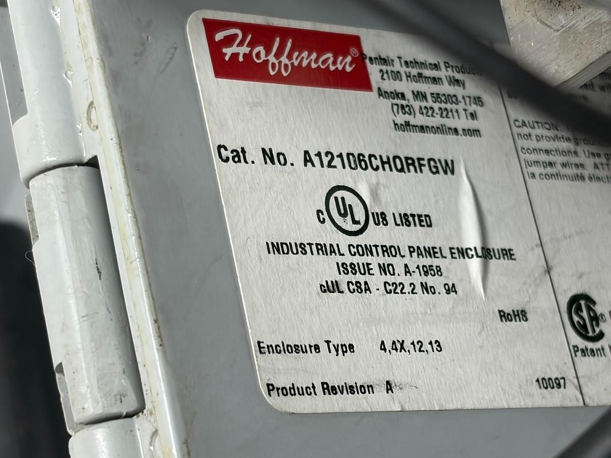 Used Hoffman A12106CHQRFGW Industrial Accountability Badge Scan Unit RF IDeas
