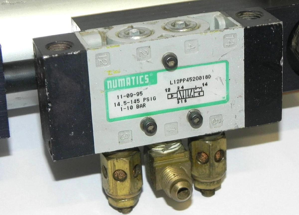 Used NUMATICS ACTUATOR N10577 W/ L12PP452O018D VALVE