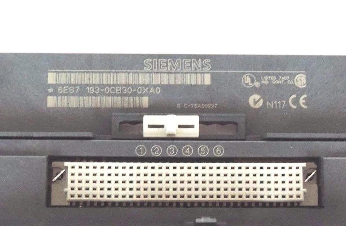 NEW SIEMENS 6ES7-193-0CB30-0XA0 BLOCK TERMINAL ET200B TB4/3 3W SPRING 32CH