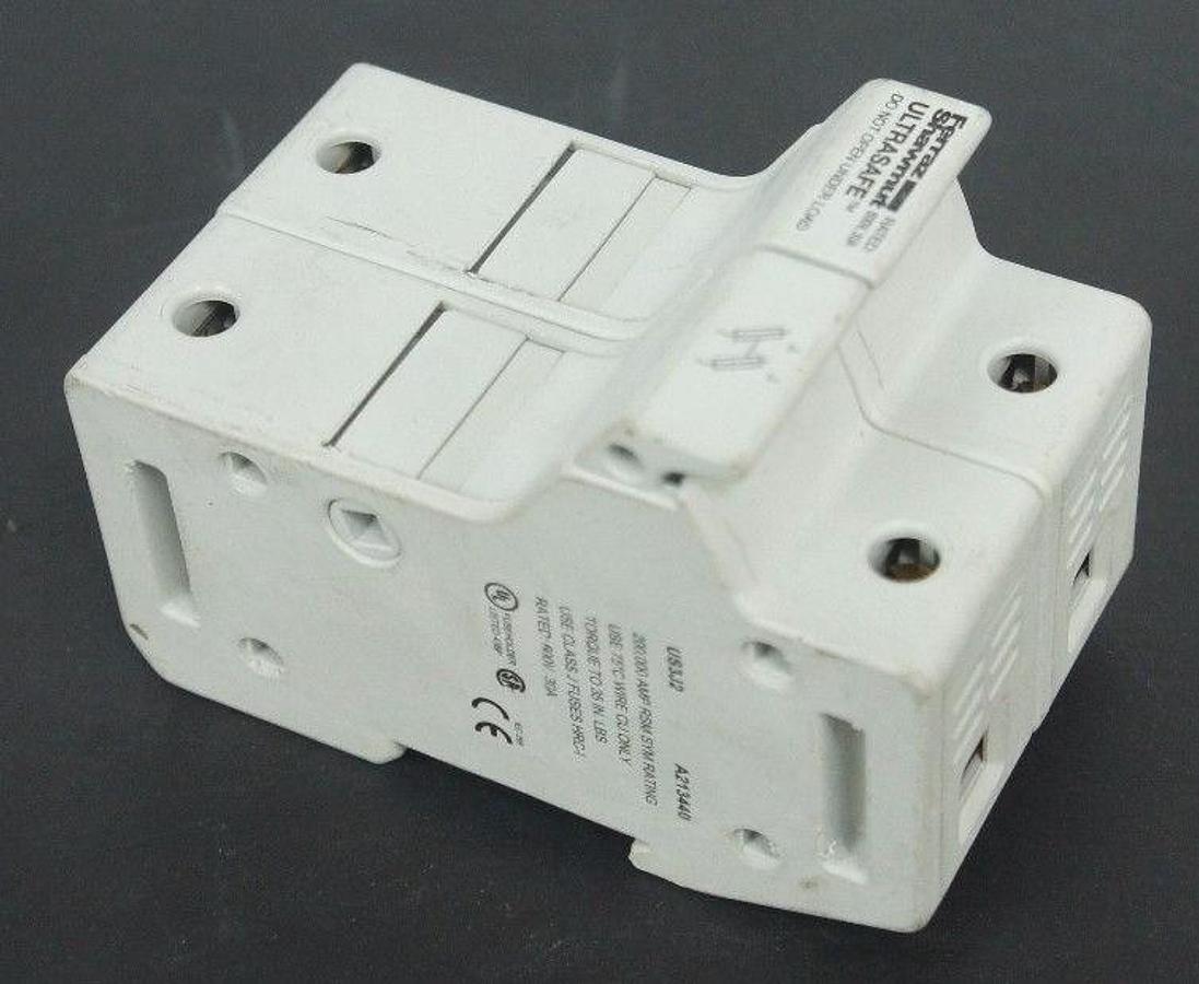 Used FERRAZ SHAWMUT US3J2 ULTRASAFE FUSE BLOCK 30AMP 2POLE 600V