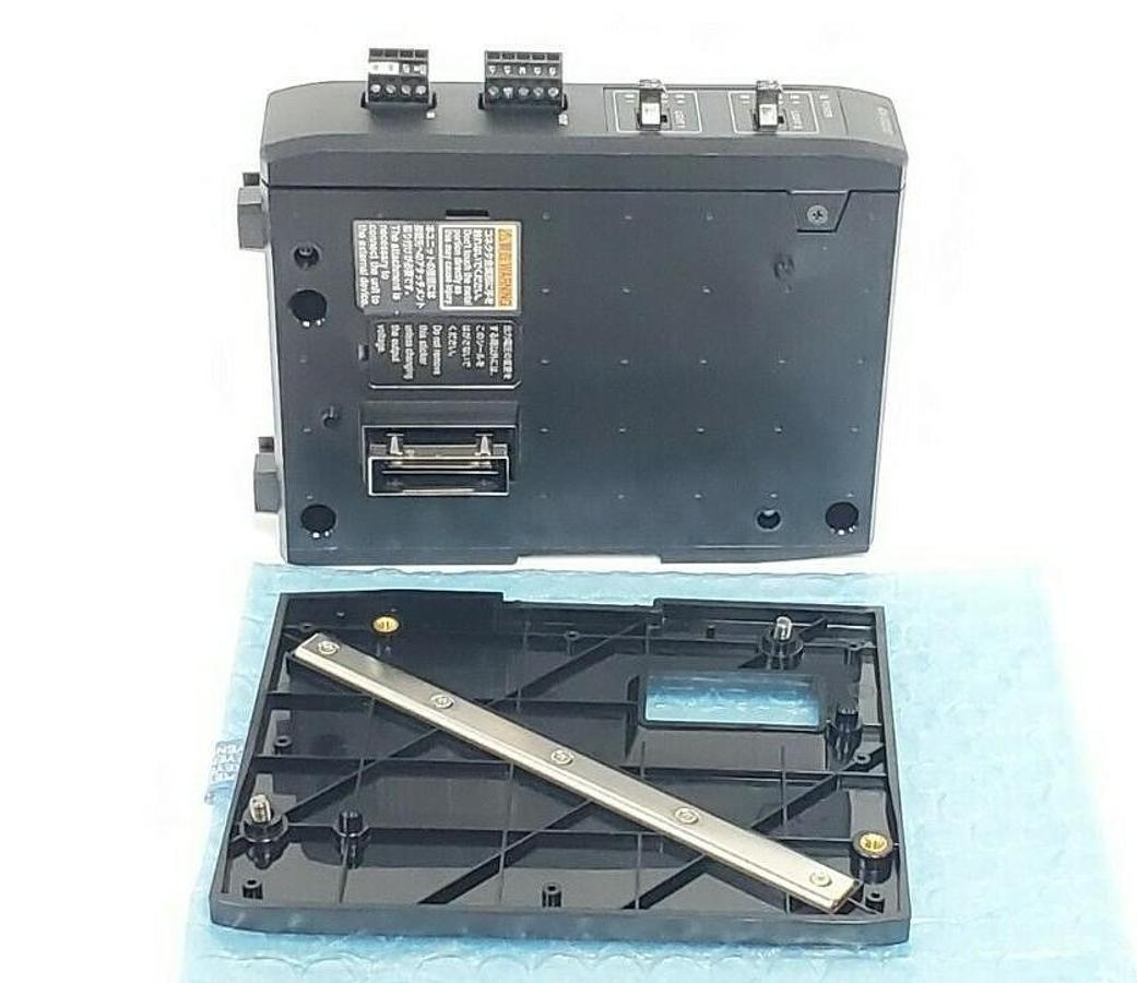 Used NEW KEYENCE CA-DC21E ILLUMINATION EXPANSION UNIT 12-24VDC 3-6.5A CADC21E