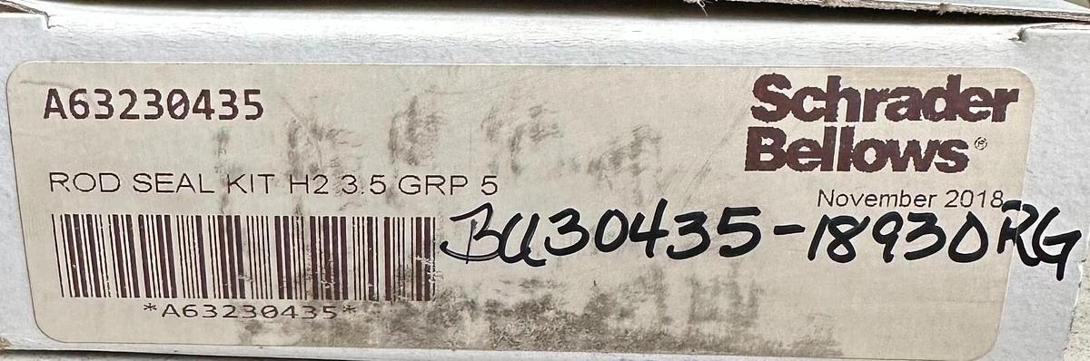 NEW SCHRADER BELLOWS A63230435 ROD SEAL KIT H2 3.5 GRP 5