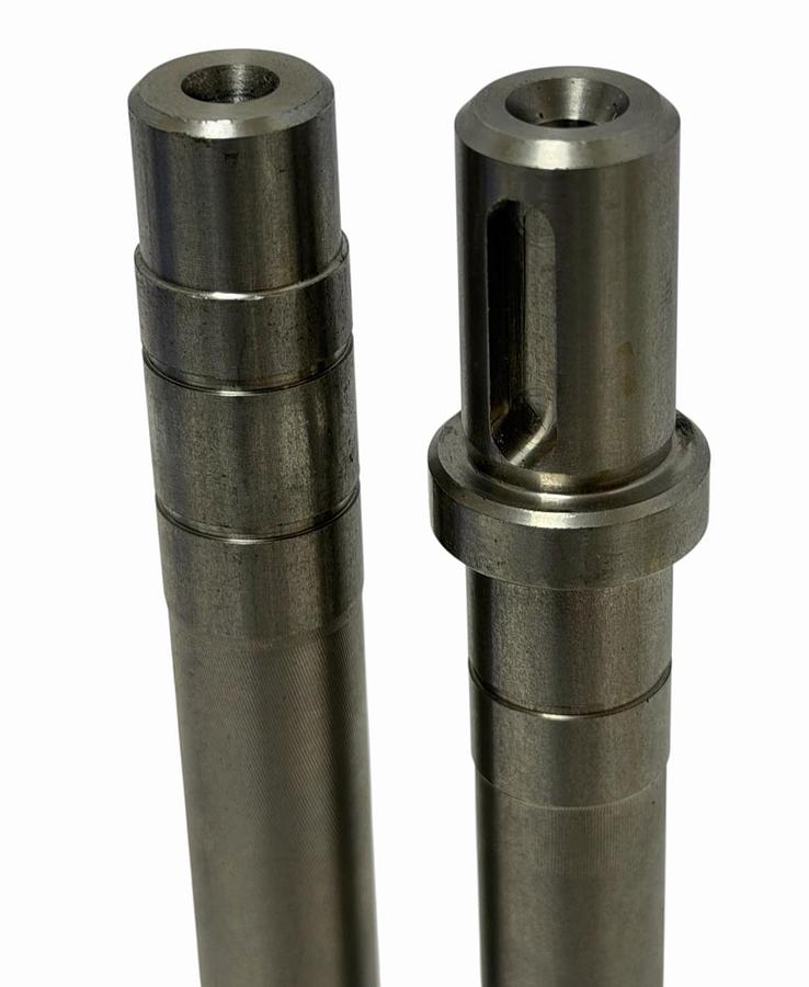 Used LOT 2 NEW KRONES 1-741-45-035-0 ROTATING SHAFTS 9/16'' X 7-1/2''