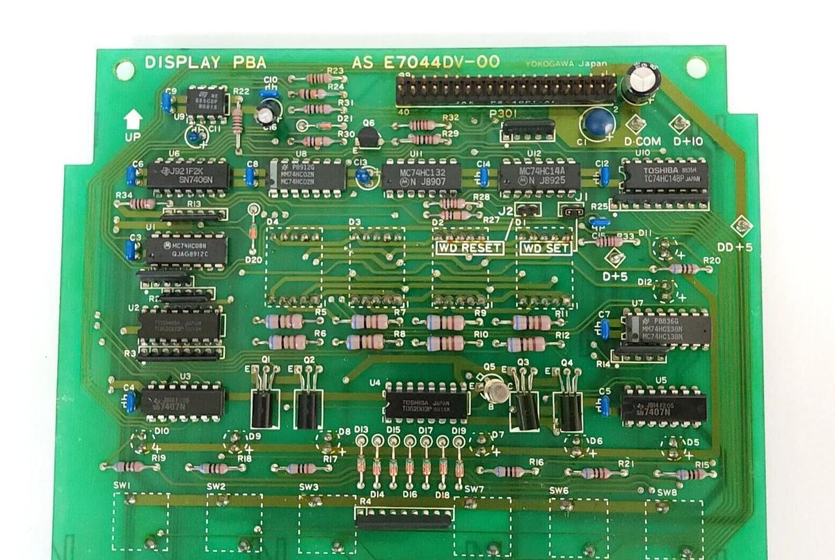 Used YOKOGAWA E7044DV-00 DISPLAY PBA BOARD E7044DX-00