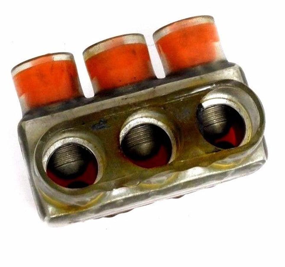 Used BLACKBURN CSB 500-3 GROUND PEDESTAL CONNECTOR CSB5003