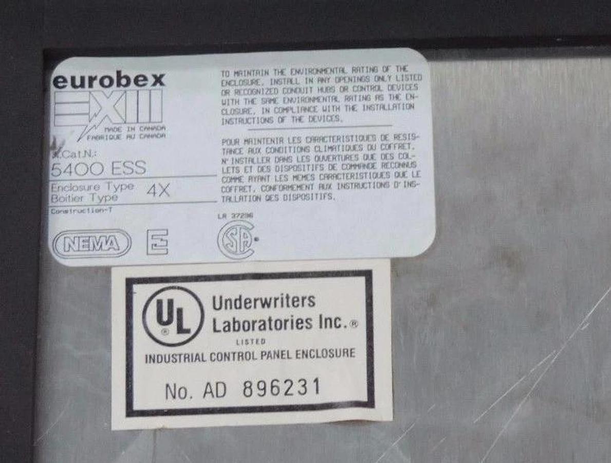 Used EUROBEX 5400 ESS PANEL BOX ENCLOSURE WITH SQUARE D 9001-K82 BUTTONS / BACK PLATE