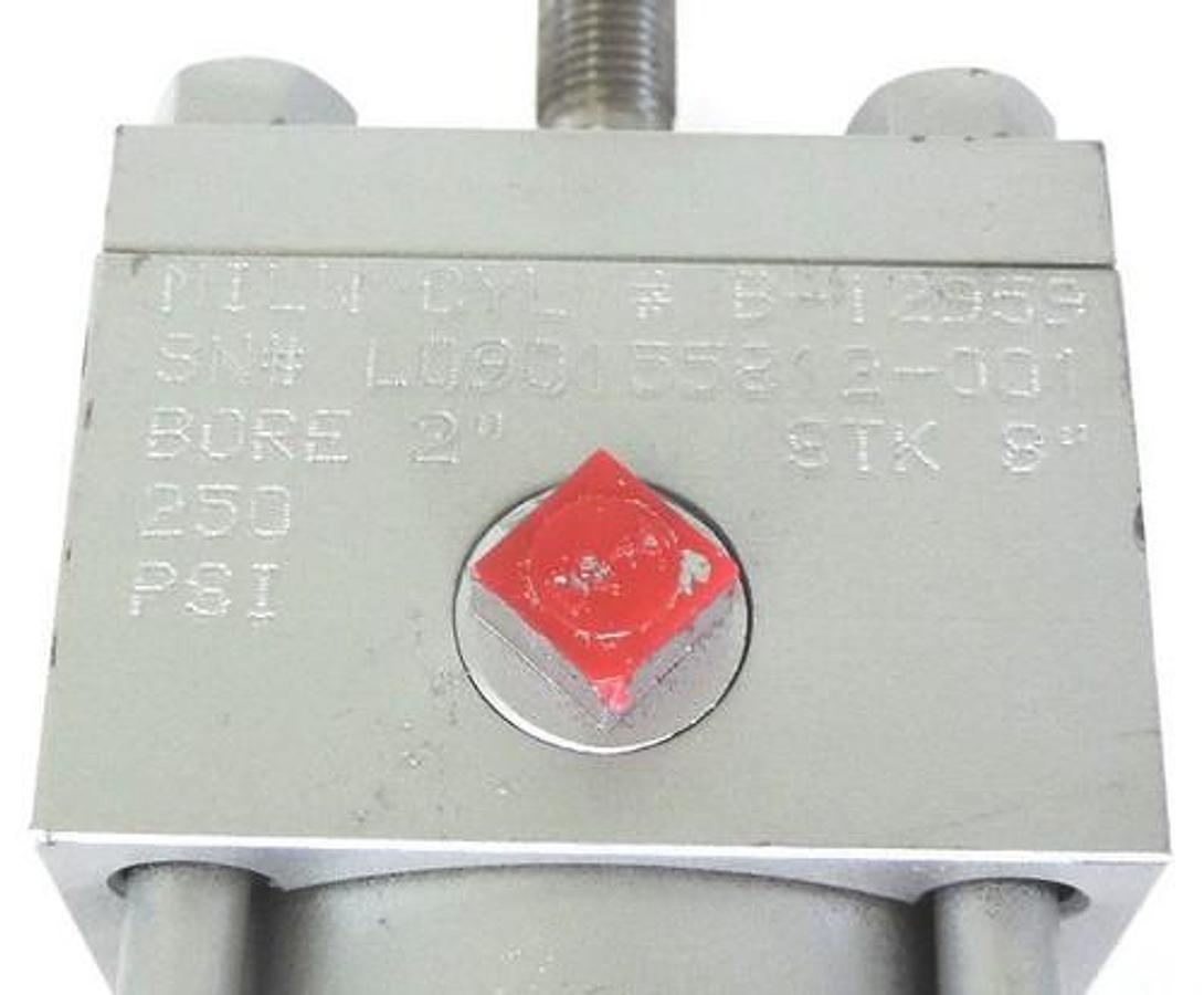 Used NEW MILWAUKEE PNUEMATIC CYLINDER B-12959, 2" BORE 8" STROKE 250PSI, SWIVEL MOUNT