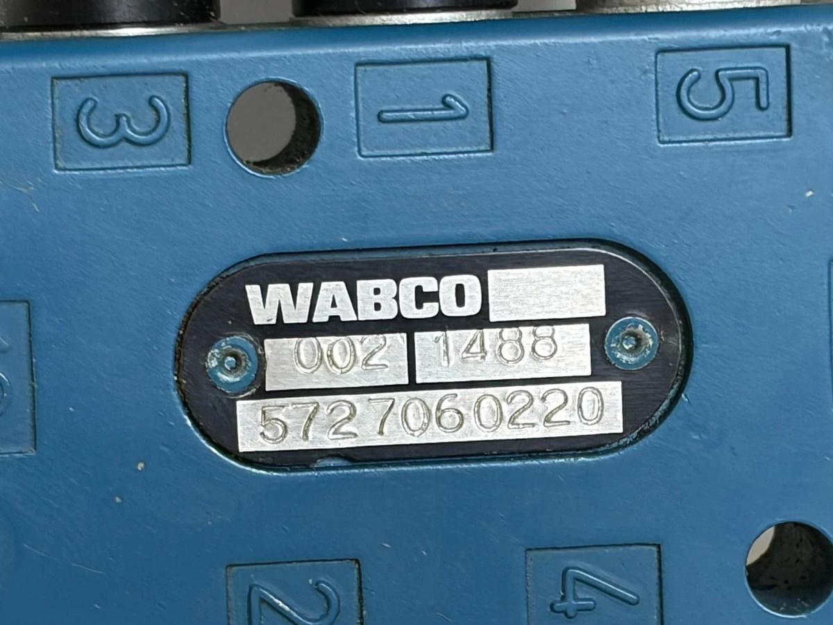 WABCO 572-706-0220 Pneumatic Solenoid Control Valve Block 24V 10bar , 002-1488