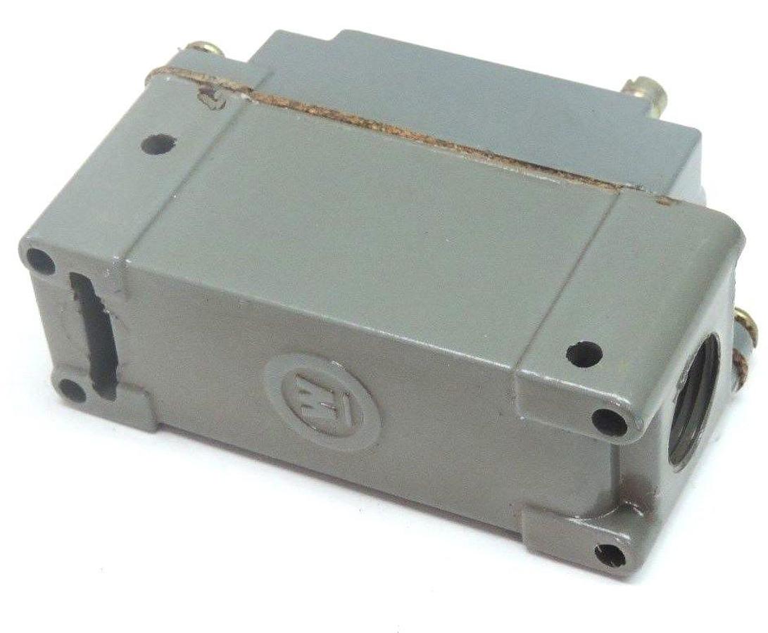 Used NIB WESTINGHOUSE 1776706 TYPE PLS LIMIT SWITCH W/O LEVER