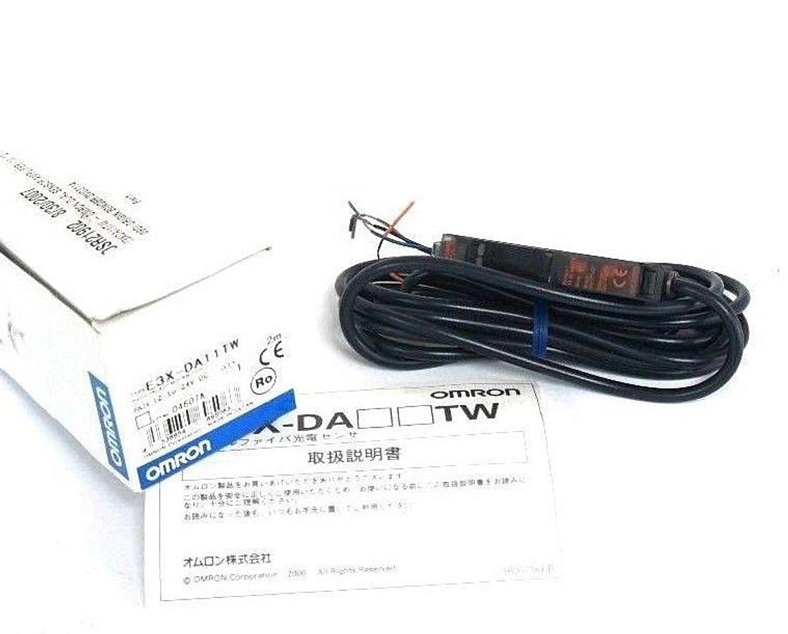 Used NIB OMRON E3X-DA11TW PHOTOELECTRIC SWITCH E3XDA11TW, 12 TO 24V DC