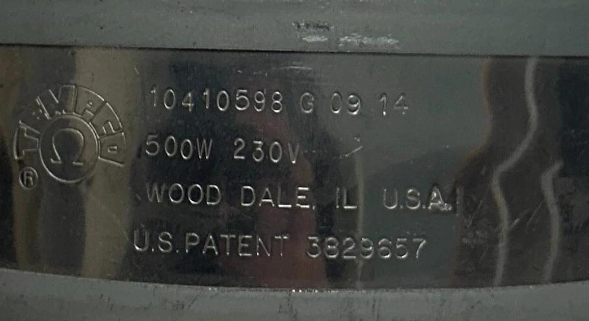 Used TEMPCO 10410598 G 09 14 / 10410598G0914 BAND HEATER 500W 230V USNP
