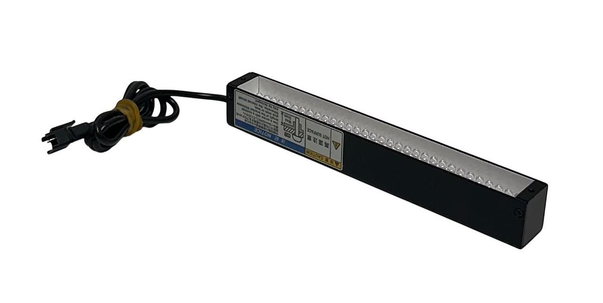 Used KEYENCE CA-DBB13 / CADBB13 OEM BLUE BAR LIGHT 132mm NO PLATE 24VDC 7.3W NSNP