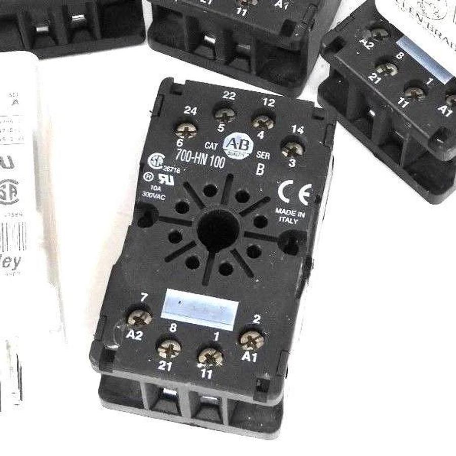 Used LOT OF 4 ALLEN BRADLEY 700-HA32A1 SER. A RELAYS W/ 700-HN 100 BASE 700HA32A1