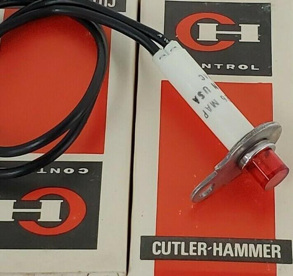 LOT OF 2 NIB CUTLER-HAMMER D26MAP-120 RELAY INDICATING LAMPS, 120VAC, D26MAP120