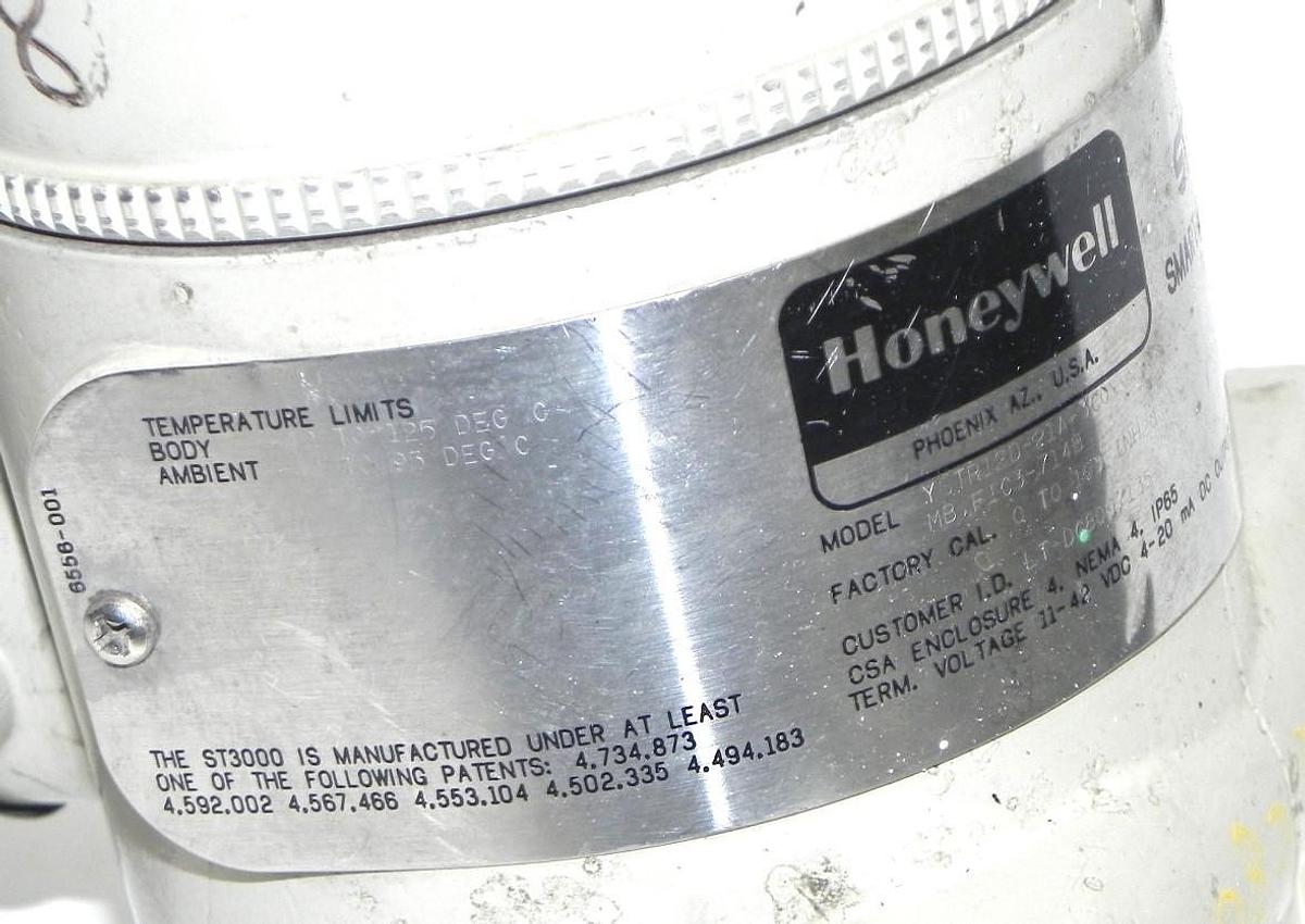 Used HONEYWELL ST3000 SMART TRANSMITTER YSTR12D-21A-3C0XXXXXX000-MB.F1C3-714B