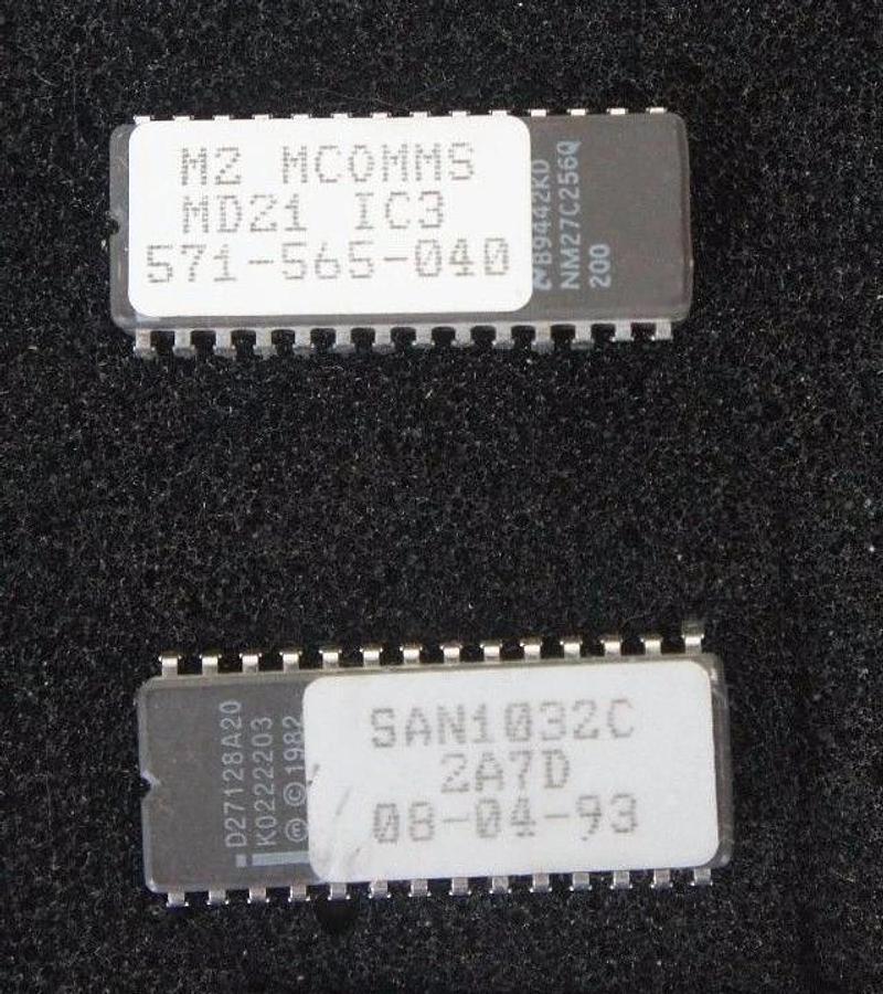 Used GENERIC EPROMS (6) V1.2A 571-565-030 (2) V0.5 571-565-028, 571-565-040, 080493