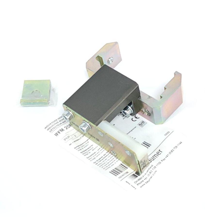Used NEW BAUMER ELECTRIC IFFM 20P17A3/S35L INDUCTIVE PROXIMITY SWITCH
