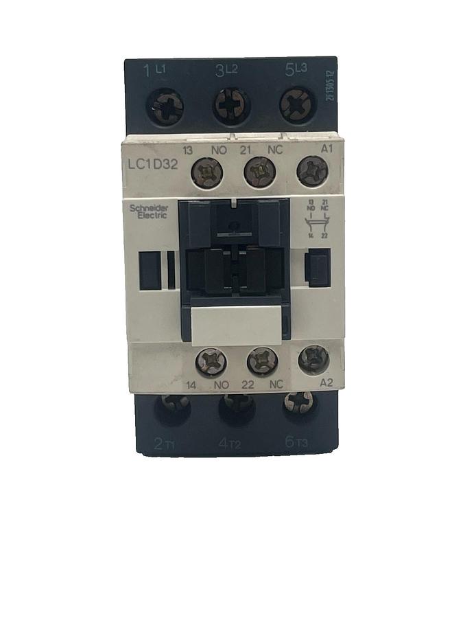 Used LOT OF 2 Schneider Electric LC1D32G7 32A 3‑Pole (3NO)  IEC Contactor 120VAC NSNP