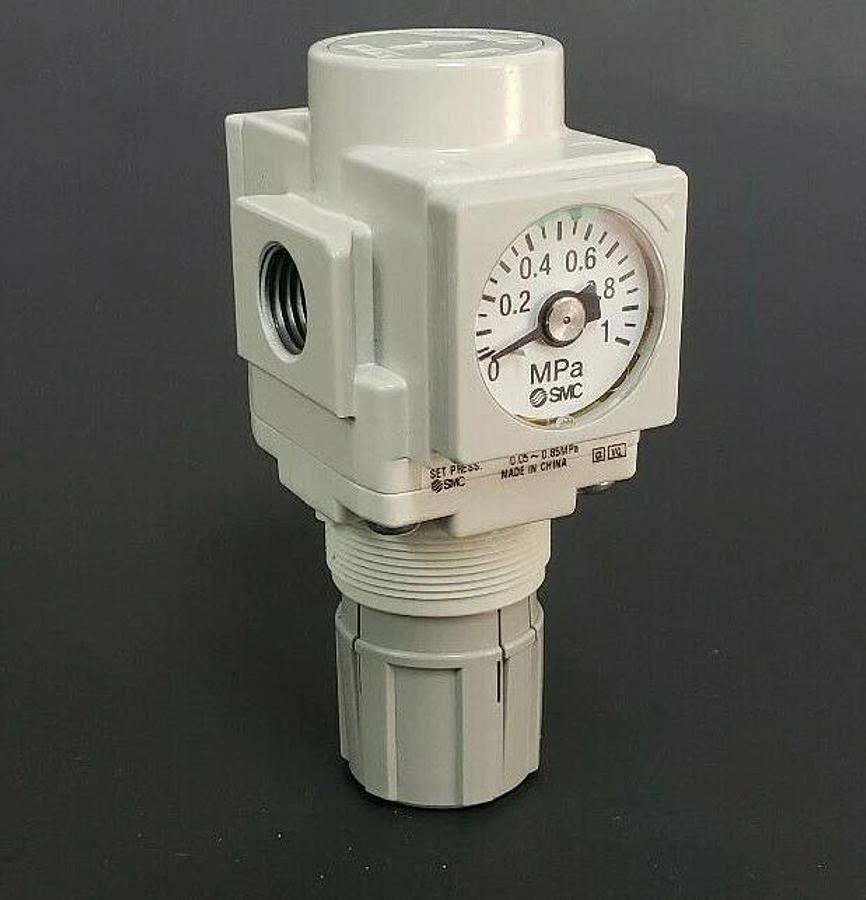 NEW SMC AR20K-02BE-B REGULATOR 0.05~0.85MPa