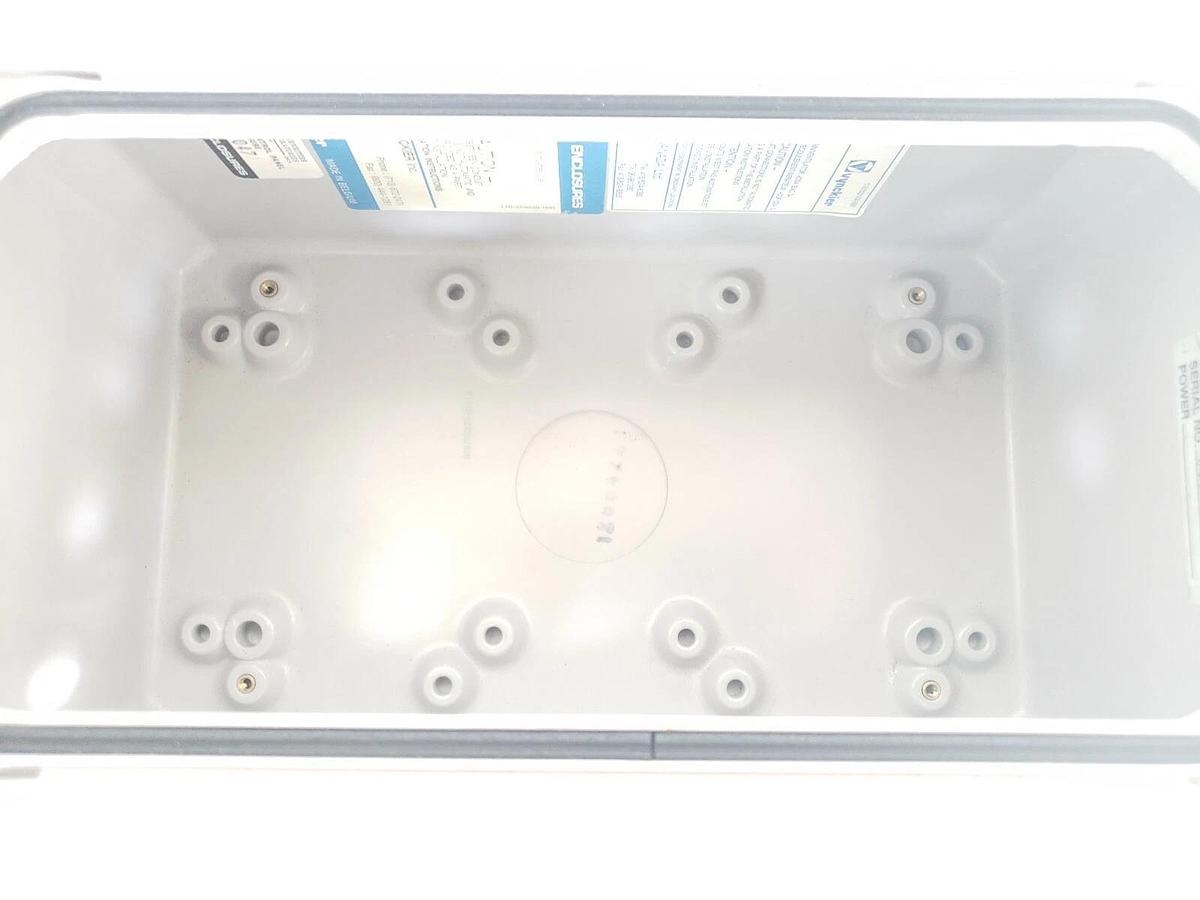 Used VYNCKIER VYNCO TYPE APO HINGED COVER ENCLOSURE, TYPE 4,12, AD-012047, EIT # 6004
