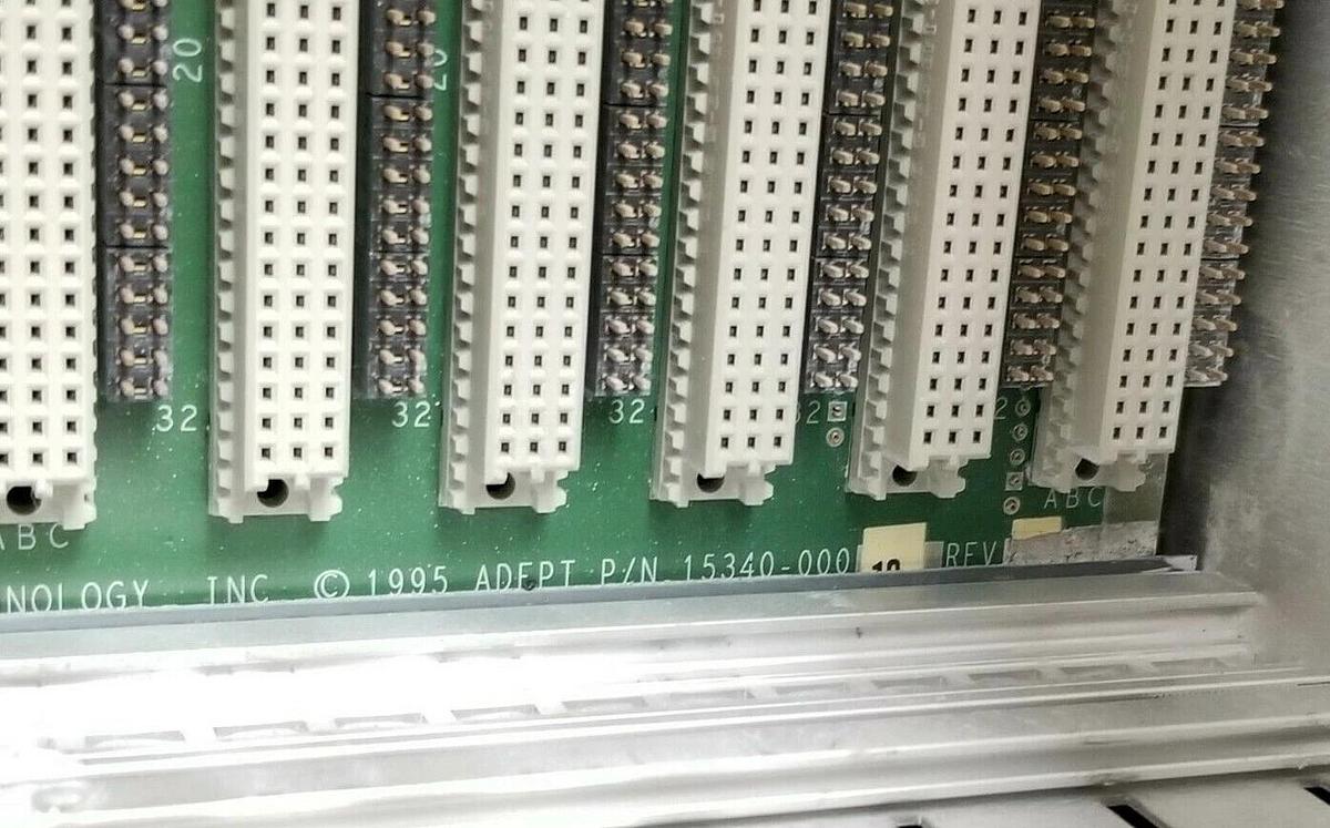 Used ADEPT TECHNOLOGY 30340-30000 PLC RACK CONTROLLER MODEL: MV-5/10 100-240V 5.0A