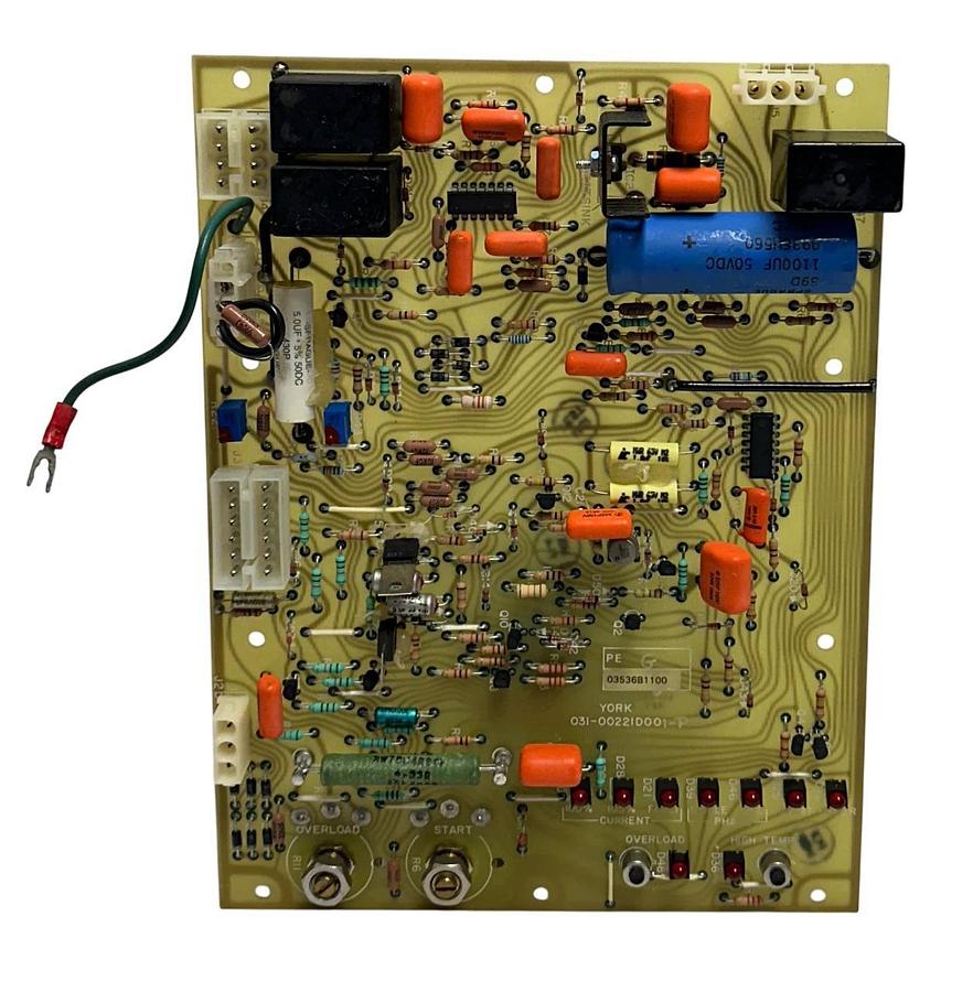 Used YORK 031-00221D001-P / 03100221D001P / 03536B1100 LOGIC CONTROL BOARD USNP