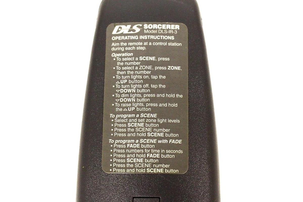Used NIB DLS COOPER LIGHTING DLS-IR-3 REMOTE W/BATTERIES DLSIR3