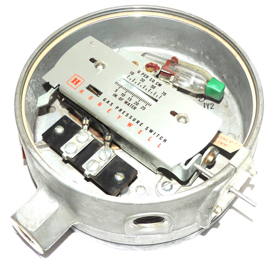 Used HONEYWELL C437E 1004 GAS/AIR PRESSURE SWITCH C437E-1004 TYPE C437