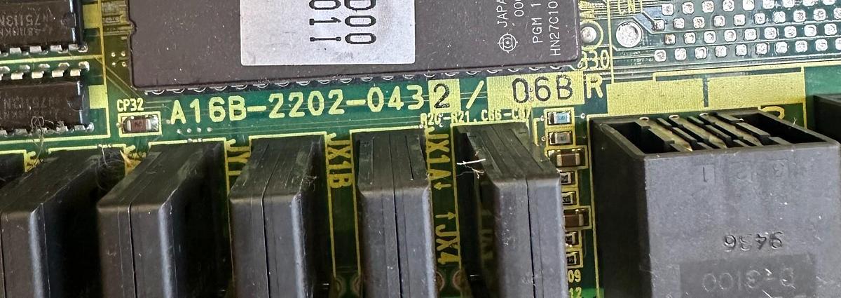 Used FANUC A16B-2202-0432/06B SPINDLE DRIVE BOARD A16B-2202-0432