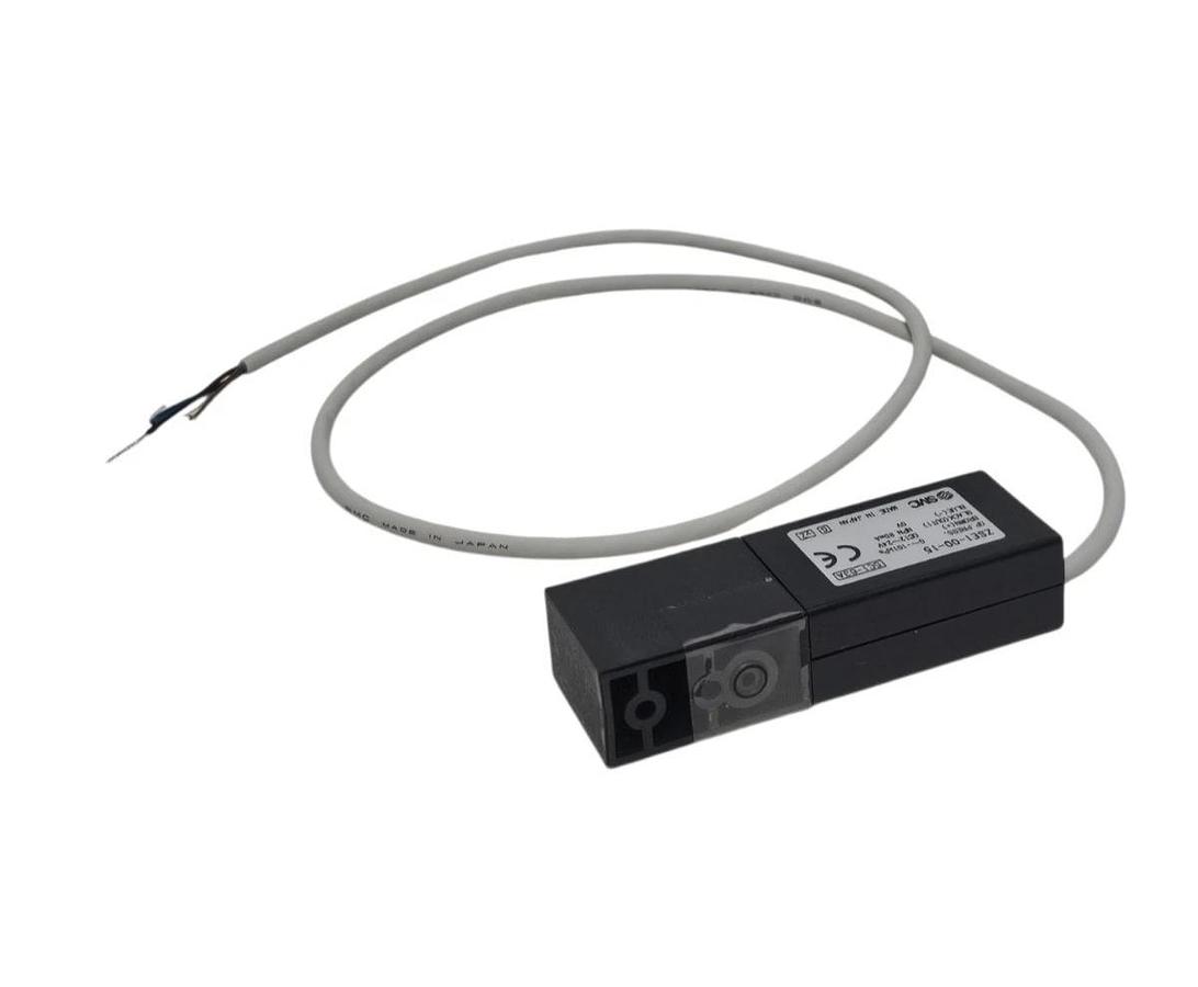 NEW SMC ZSE1-00-15 COMPACT PRESSURE SWITCH ZSE1 SERIES ZSE10015