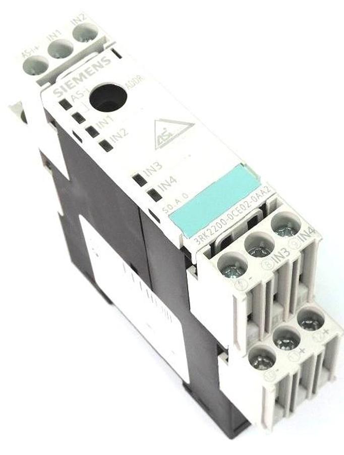 Used SIEMENS 3RK2200-0CE02-0AA2 INTERFACE MODULE 3RK22000CE020AA2